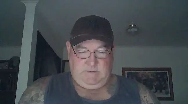 Snapshot of HOTANAL chatting on January 5, 2025, 11:33 pm HOTANAL online show from January 5, 2025, 11:33 pm