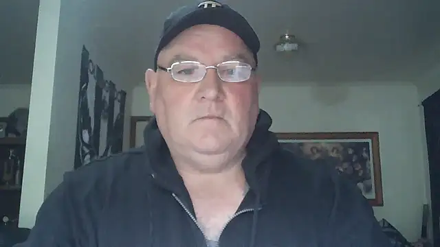 HOTANAL online show from November 3, 2025, 9:38 pm