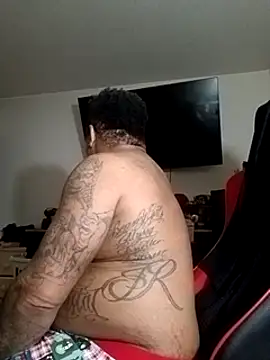 Snapshot of yellowwetfox chatting on December 8, 2024, 3:00 am yellowwetfox online show from December 8, 2024, 3:00 am