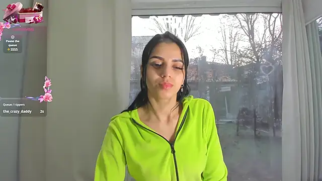 Sarabecker online show from March 5, 2025, 9:49 am