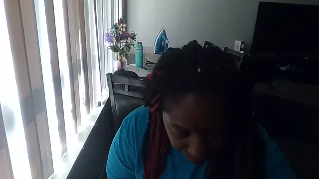 markquanna online show from October 10, 2025, 4:39 pm