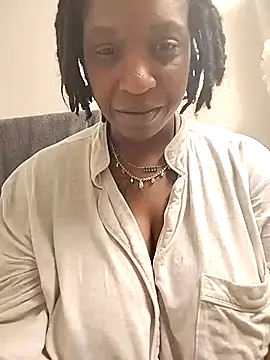 markquanna online show from January 12, 2026, 1:55 am