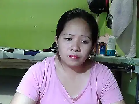 Snapshot of sweetlady_pinay chatting on March 16, 2025, 4:20 am sweetlady pinay online show from March 16, 2025, 4:20 am