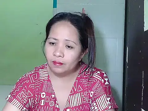 Snapshot of sweetlady_pinay chatting on October 11, 2025, 10:14 am sweetlady pinay online show from October 11, 2025, 10:14 am