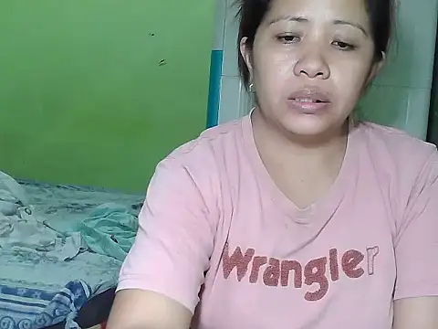Snapshot of sweetlady_pinay chatting on October 14, 2025, 6:36 am sweetlady pinay online show from October 14, 2025, 6:36 am