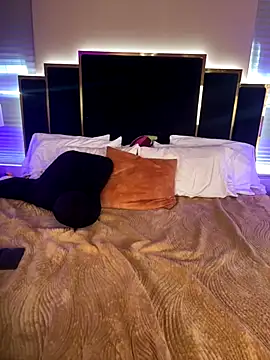 Snapshot of KarissaChantelle chatting on November 20, 2025, 7:57 pm KarissaChantelle online show from November 20, 2025, 7:57 pm