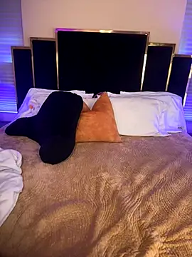 Snapshot of KarissaChantelle chatting on November 23, 2025, 6:30 pm KarissaChantelle online show from November 23, 2025, 6:30 pm