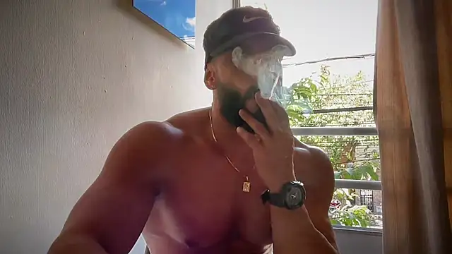 romeolovedark online show from May 24, 2026, 6:24 pm