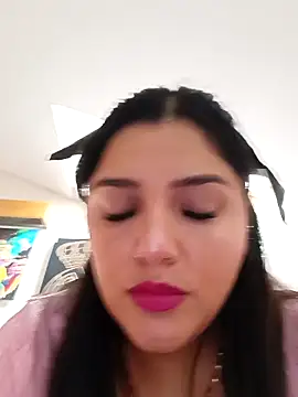 laura dirtyhot online show from November 8, 2025, 11:10 am