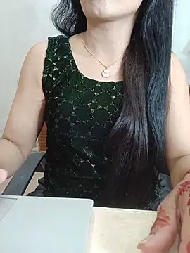 Snapshot of Chanchal--Navya chatting on May 14, 2026, 6:15 pm Chanchal--Navya online show from May 14, 2026, 6:15 pm