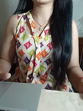 Snapshot of Chanchal--Navya chatting on May 16, 2026, 6:28 pm Chanchal--Navya online show from May 16, 2026, 6:28 pm