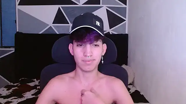 littlextreme online show from December 15, 2024, 5:45 am