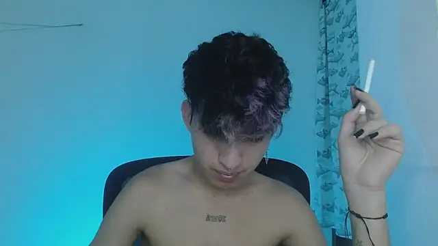 littlextreme online show from February 25, 2025, 2:25 am