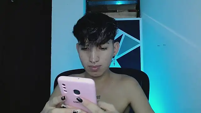 littlextreme online show from March 7, 2025, 1:31 am