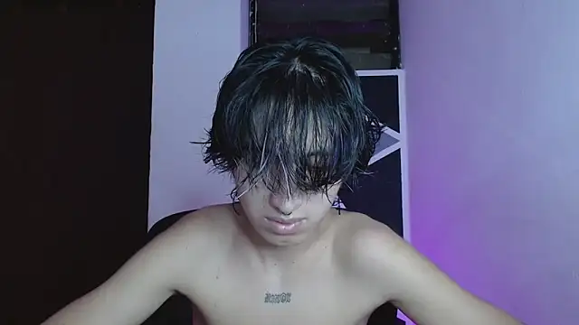 littlextreme online show from April 3, 2026, 3:15 am