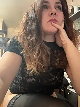 DaisyVibesss online show from February 25, 2026, 8:24 am