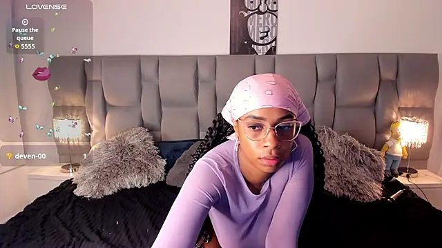 Snapshot of Nickytouse chatting on March 5, 2026, 11:56 pm Nickytouse online show from March 5, 2026, 11:56 pm