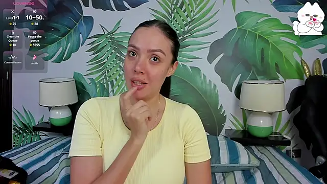 brianna 196 online show from October 10, 2025, 7:46 pm