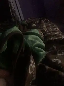 Snapshot of Hugetings chatting on February 10, 2025, 9:25 am Hugetings online show from February 10, 2025, 9:25 am