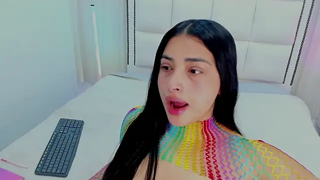 Snapshot of Kirara_22 chatting on November 12, 2025, 7:57 pm Kirara 22 online show from November 12, 2025, 7:57 pm