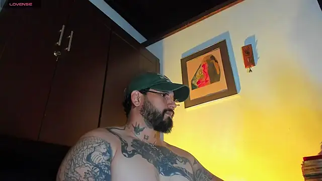 CamiloGray  online show from April 15, 2026, 3:19 pm