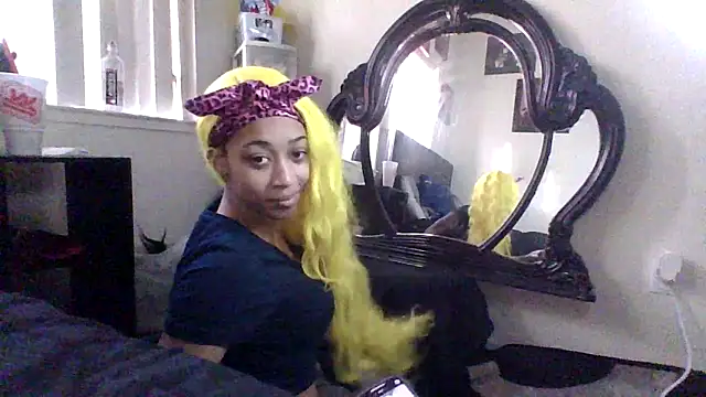 sexybribrixh online show from January 14, 2025, 11:27 pm