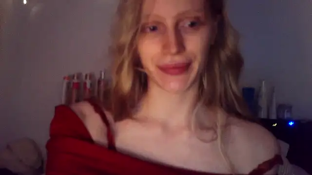 Snapshot of VeronicaJoyful chatting on December 7, 2024, 1:47 am VeronicaJoyful online show from December 7, 2024, 1:47 am