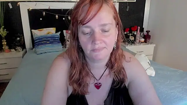 Snapshot of SinFulTitsDD chatting on January 31, 2025, 9:48 pm SinFulTitsDD online show from January 31, 2025, 9:48 pm