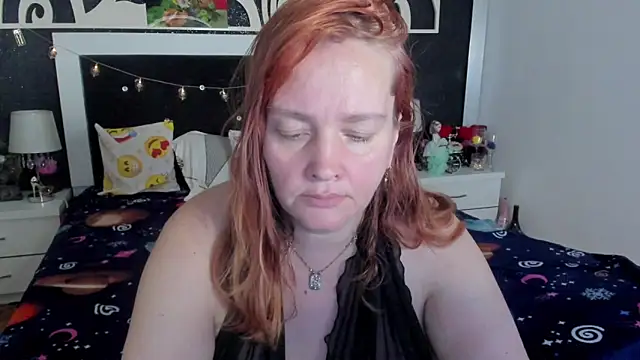 Snapshot of SinFulTitsDD chatting on February 26, 2025, 9:58 pm SinFulTitsDD online show from February 26, 2025, 9:58 pm