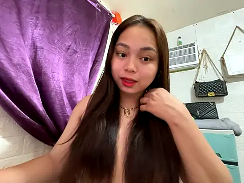 Snapshot of SweetieAngelx chatting on September 26, 2025, 11:20 pm SweetieAngelx online show from September 26, 2025, 11:20 pm