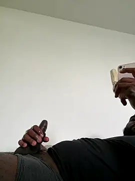 waakenda online show from December 14, 2025, 8:35 pm