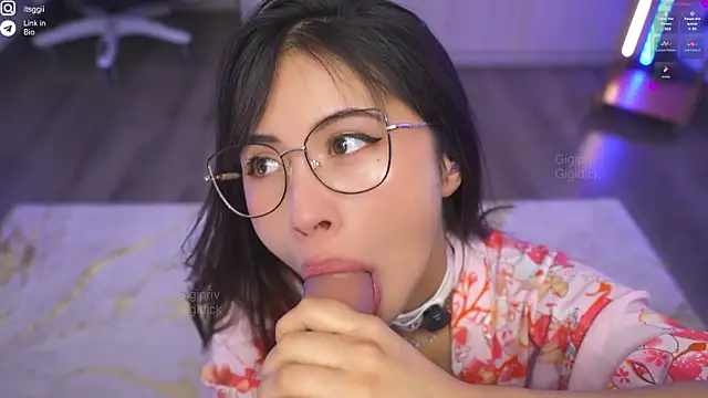 Snapshot of Gigi_ohlala chatting on September 10, 2025, 1:44 pm Gigi ohlala online show from September 10, 2025, 1:44 pm