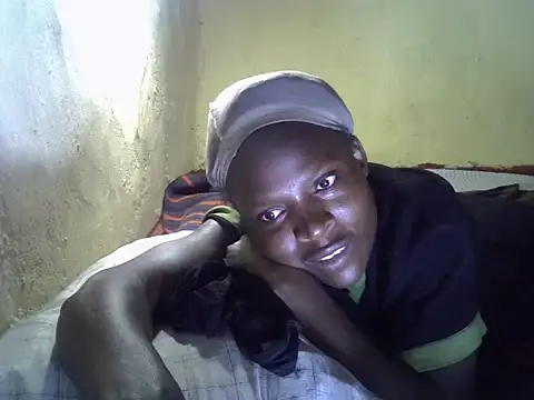 cute-shamza online show from November 8, 2025, 1:39 am