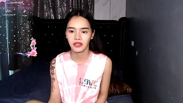 shecutie69 online show from December 23, 2025, 2:20 am