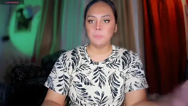  MissKhimberlyXxx  online show from December 18, 2025, 8:15 pm