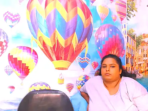 Snapshot of Indianfairy99 chatting on January 27, 2025, 10:27 pm Indianfairy99 online show from January 27, 2025, 10:27 pm