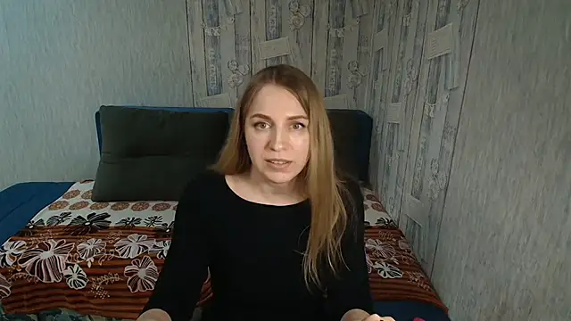 Pilly green  online show from December 3, 2025, 8:34 am