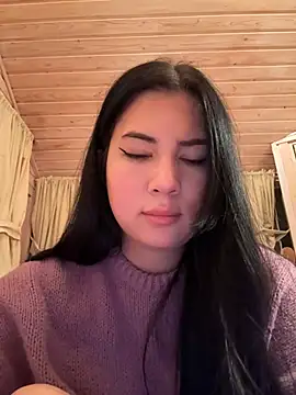Snapshot of clairewntr chatting on January 2, 2025, 5:39 pm clairewntr online show from January 2, 2025, 5:39 pm