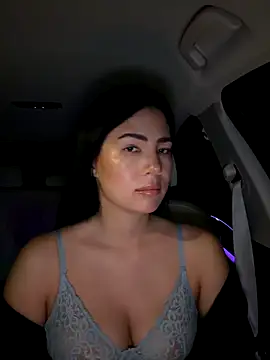 clairewntr online show from December 18, 2025, 8:26 pm