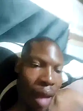 Snapshot of Malibongwe17 chatting on October 7, 2025, 9:34 pm Malibongwe17 online show from October 7, 2025, 9:34 pm