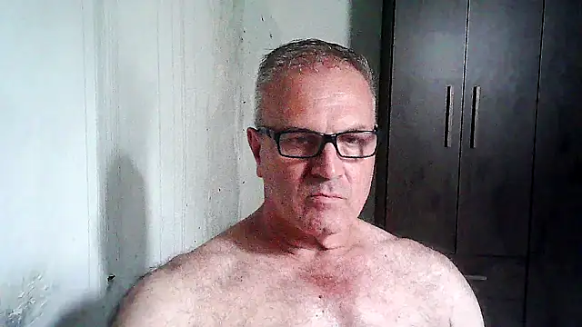 eduar570 online show from January 18, 2026, 4:22 pm