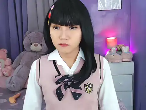 urlovelyfreya online show from November 12, 2025, 6:52 pm