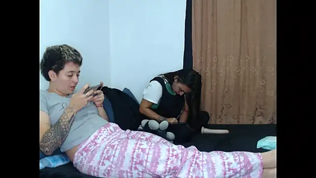 kathy luisa online show from April 21, 2026, 2:56 pm