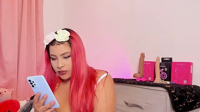 Snapshot of SophieRossi chatting on February 20, 2026, 6:37 am SophieRossi online show from February 20, 2026, 6:37 am