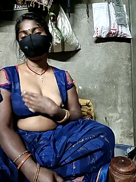 Snapshot of Arti032 chatting on March 1, 2026, 3:36 pm Arti032 online show from March 1, 2026, 3:36 pm