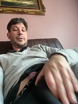 Snapshot of Taxidriver1988 chatting on January 3, 2025, 12:19 pm Taxidriver1988 online show from January 3, 2025, 12:19 pm