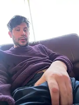 Snapshot of Taxidriver1988 chatting on March 3, 2025, 1:20 pm Taxidriver1988 online show from March 3, 2025, 1:20 pm