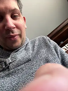 Snapshot of Taxidriver1988 chatting on March 18, 2025, 3:42 pm Taxidriver1988 online show from March 18, 2025, 3:42 pm