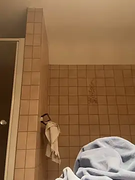 Snapshot of Taxidriver1988 chatting on March 21, 2025, 7:24 pm Taxidriver1988 online show from March 21, 2025, 7:24 pm