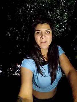 Snapshot of Yuky_ta chatting on February 20, 2025, 6:46 pm Yuky ta online show from February 20, 2025, 6:46 pm